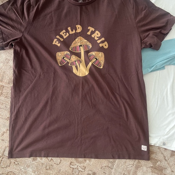 2 Marine Layer “Marge” Graphic Tees - Picture 10 of 11